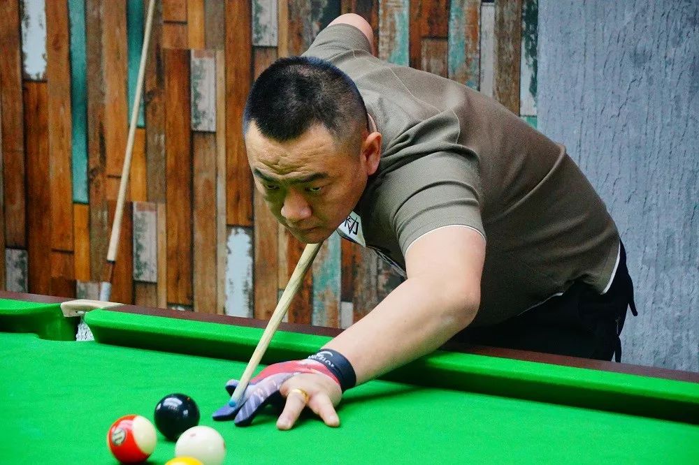 轮比赛的批 轮比赛的批